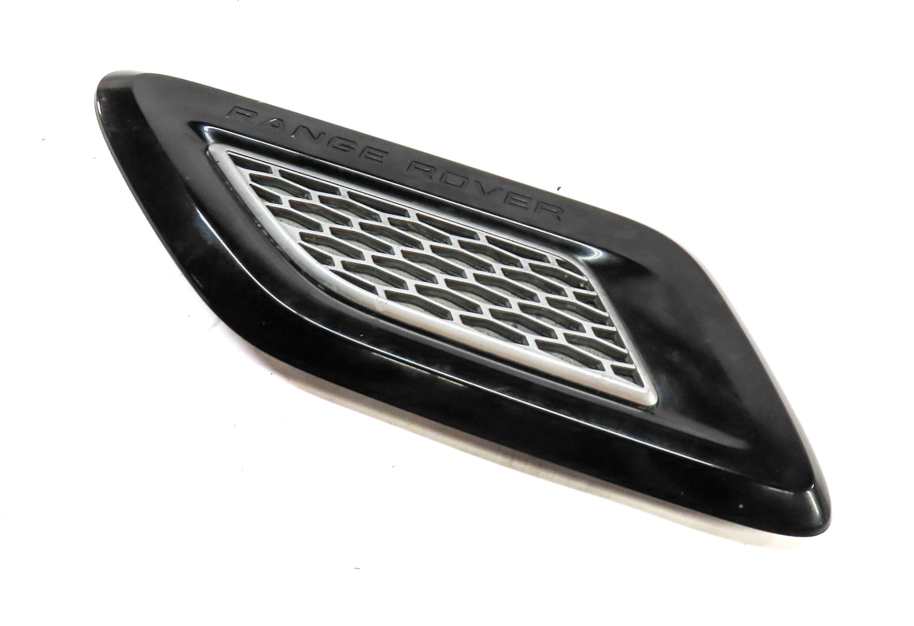 2016 RANGE ROVER SPORT (L494) FRONT LEFT DRIVER UPPER HOOD AIR VENT GRILLE — exact item pictured